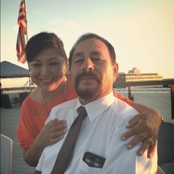 Meet your Posher, Elaine - Picture 3 of 3